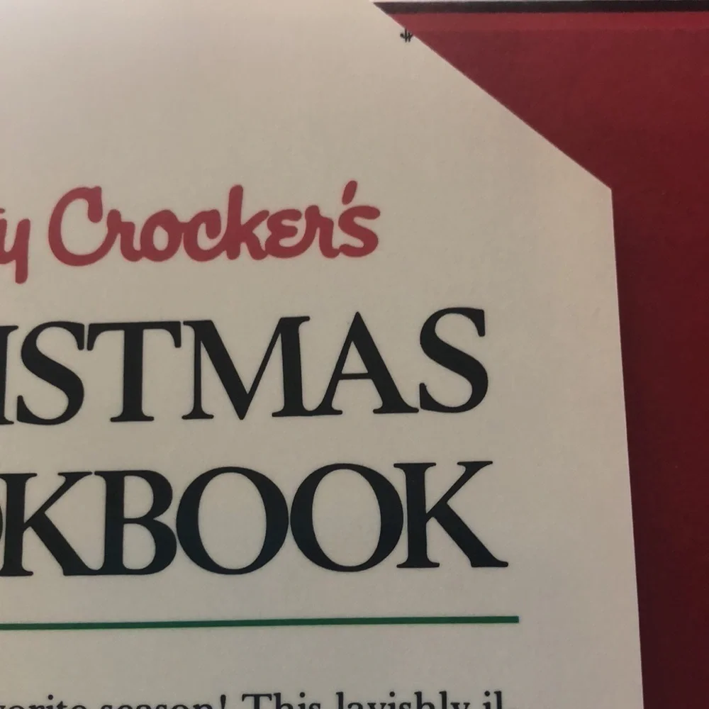 VTG Betty Crocker’s Christmas Cookbook 1988 Hardcover 400 Recipes 192 Pages